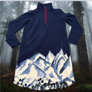 Lands' End Navy Fleece with Red Accent